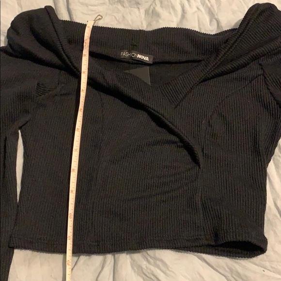 Crop me in off shoulder sweater - Picture 2 of 2